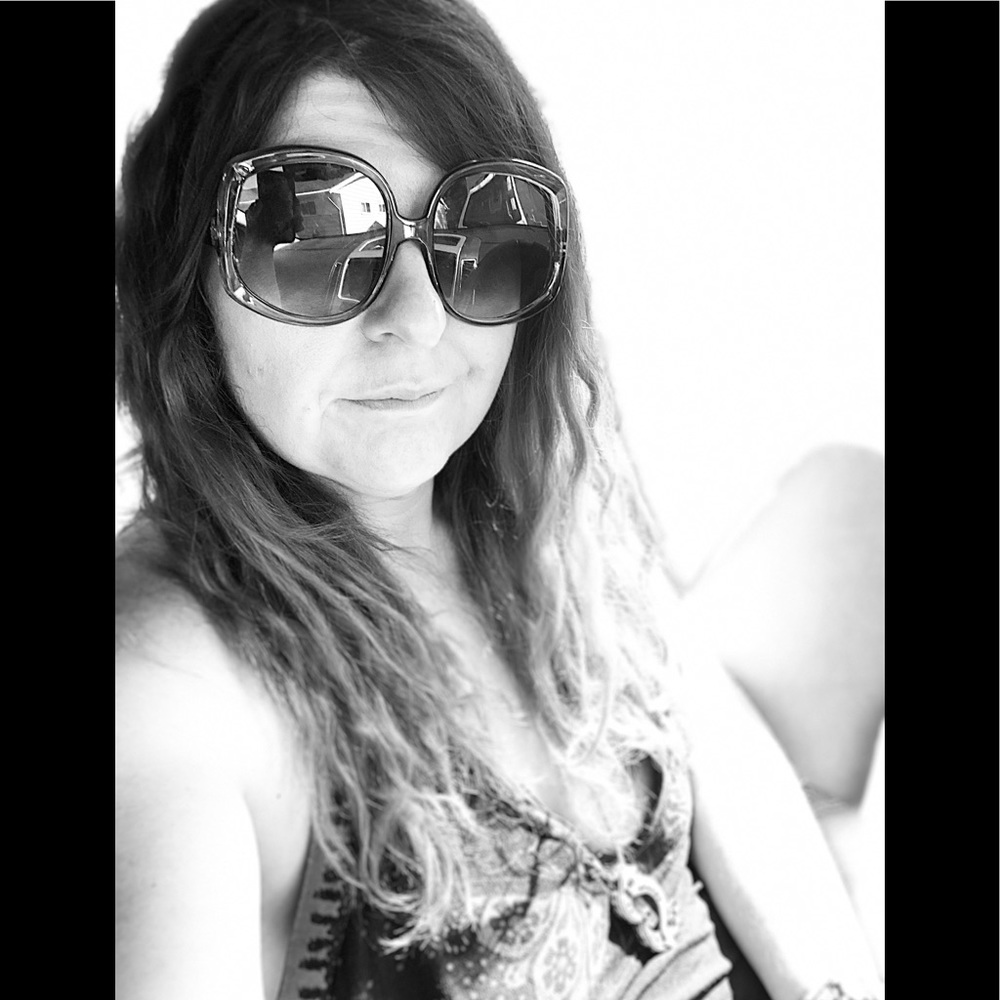 Meet your Posher, Suzie